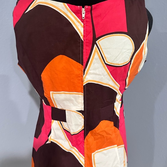 Madison Leigh dress. Size 6 . Belted tie front , back zipper closure. - Picture 4 of 5